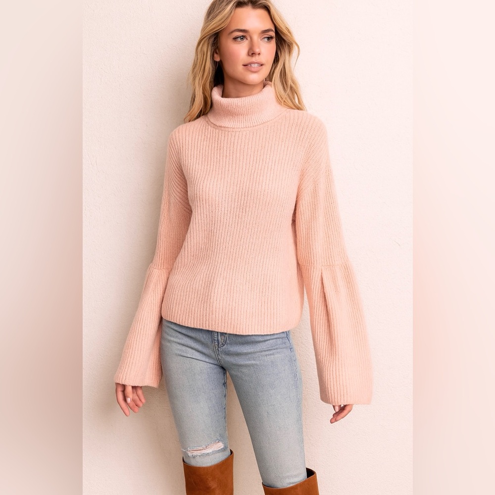 Lovers + Friends Revolve Bell Sleeve Long Sleeve Turtle Neck Sweater Size Medium